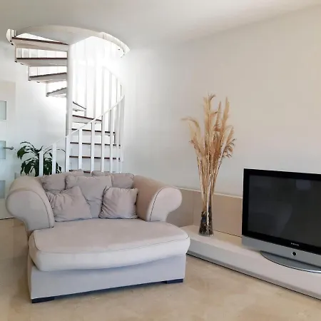 Isla De Luxury House *